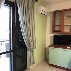  Appartamento Casasolemare Fondachello Italia
